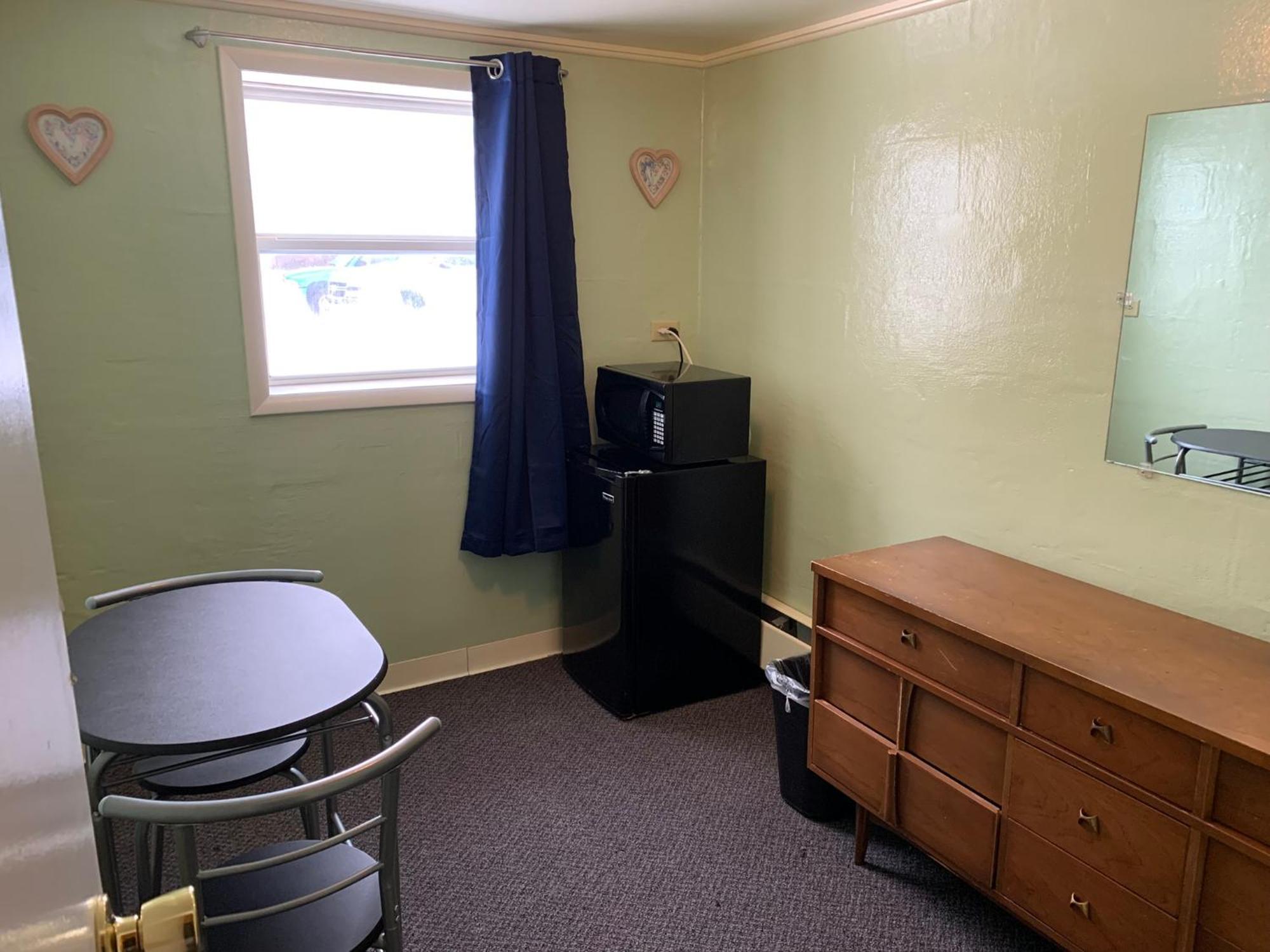 Tour Inn Motel Howard City Extérieur photo